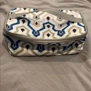 Thirty One toiletries bag